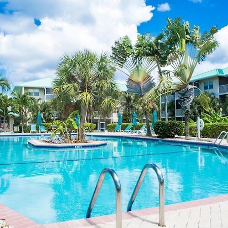 Beach Living At Plantation Village Blgs George Town Eksteriør bilde